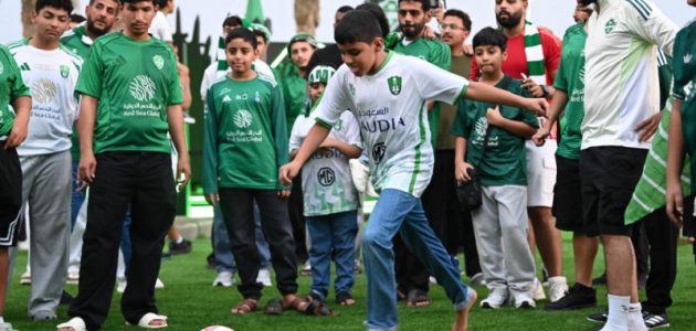 أهلاوي حضور مبكر: مشجعو الأهلي يضخون طاقة